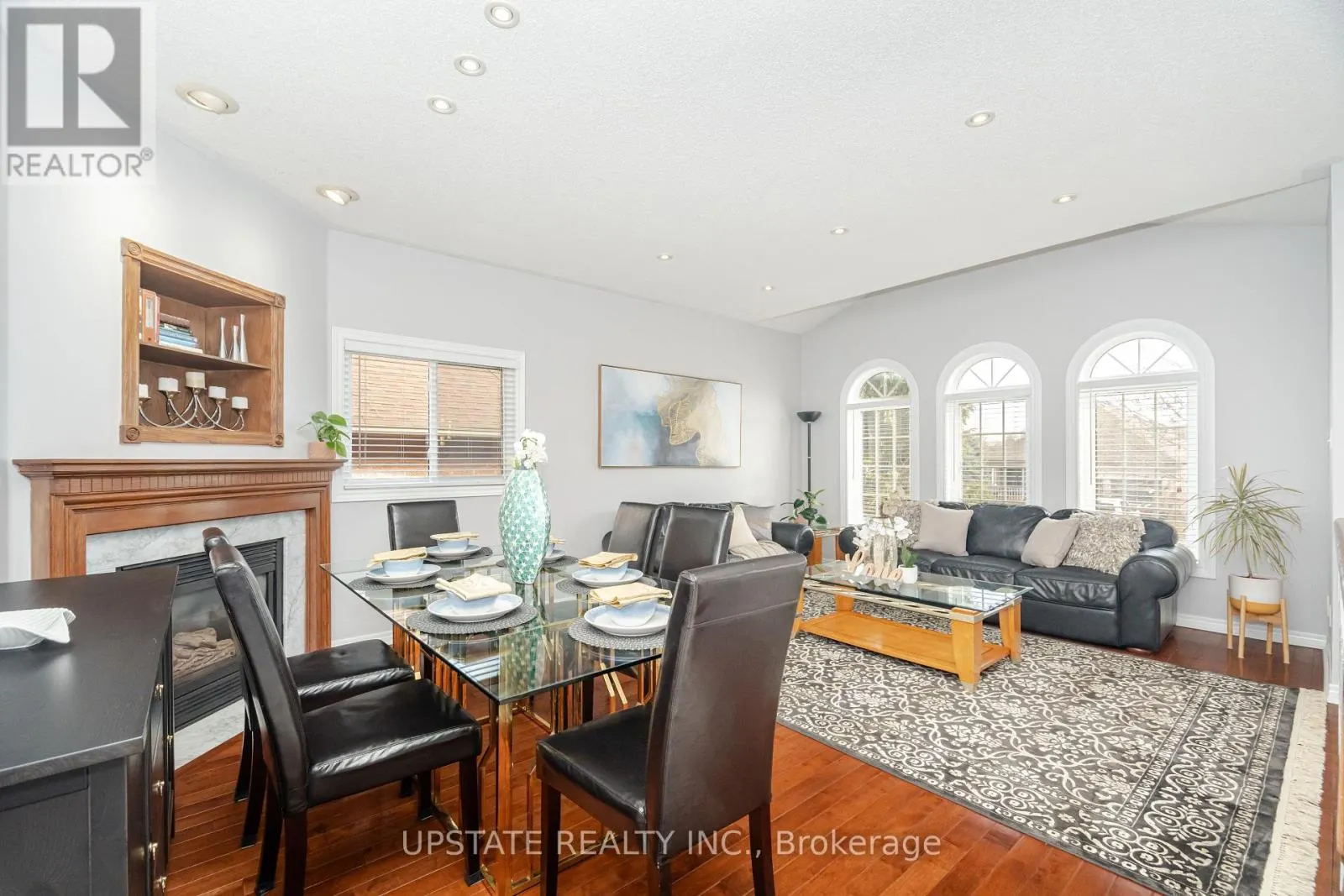 14 KIRKWOOD CRESCENT