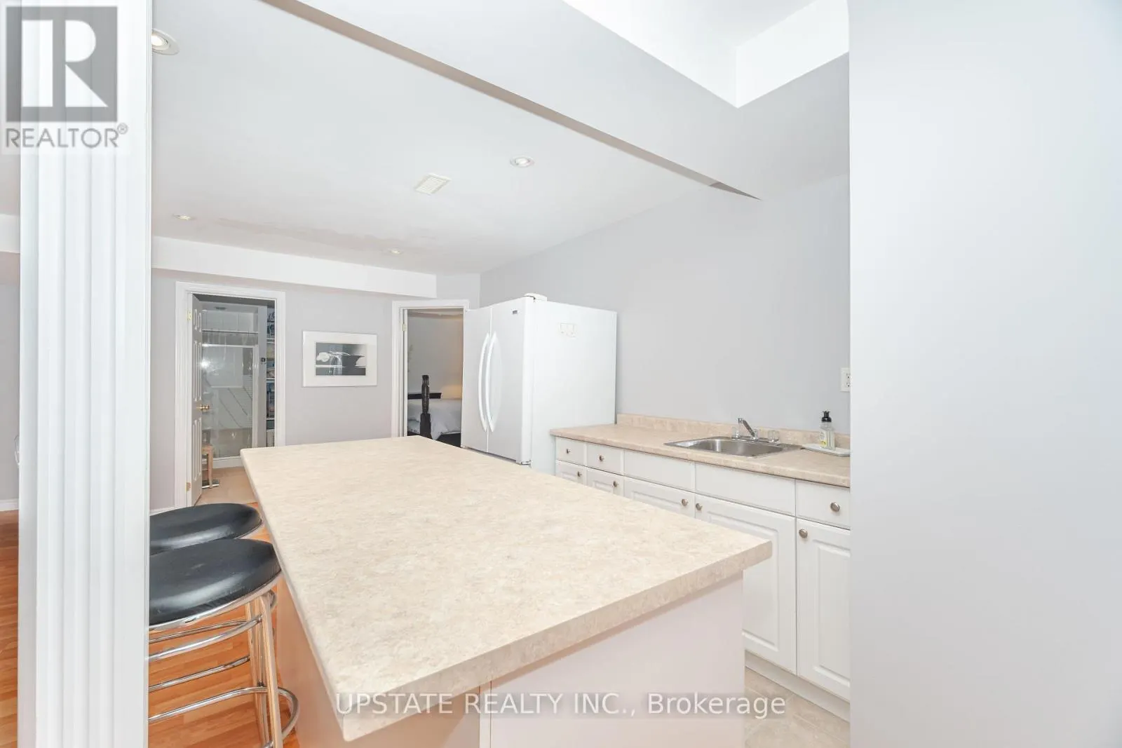 14 KIRKWOOD CRESCENT