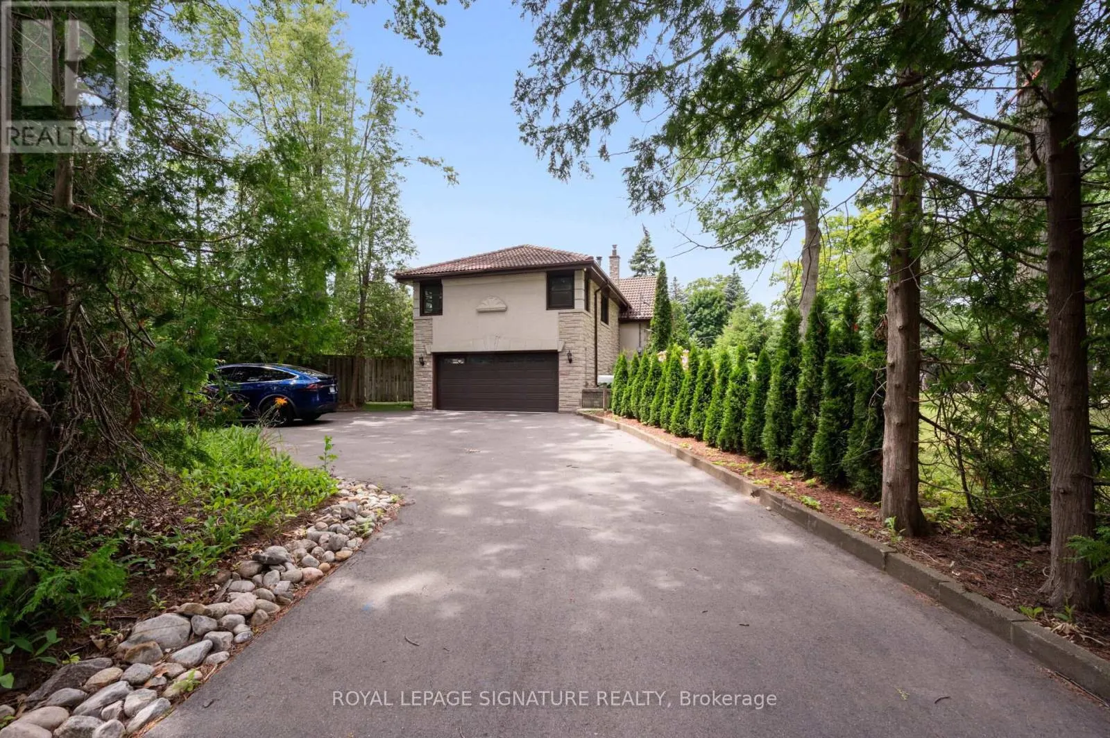 2234 GORDON DRIVE