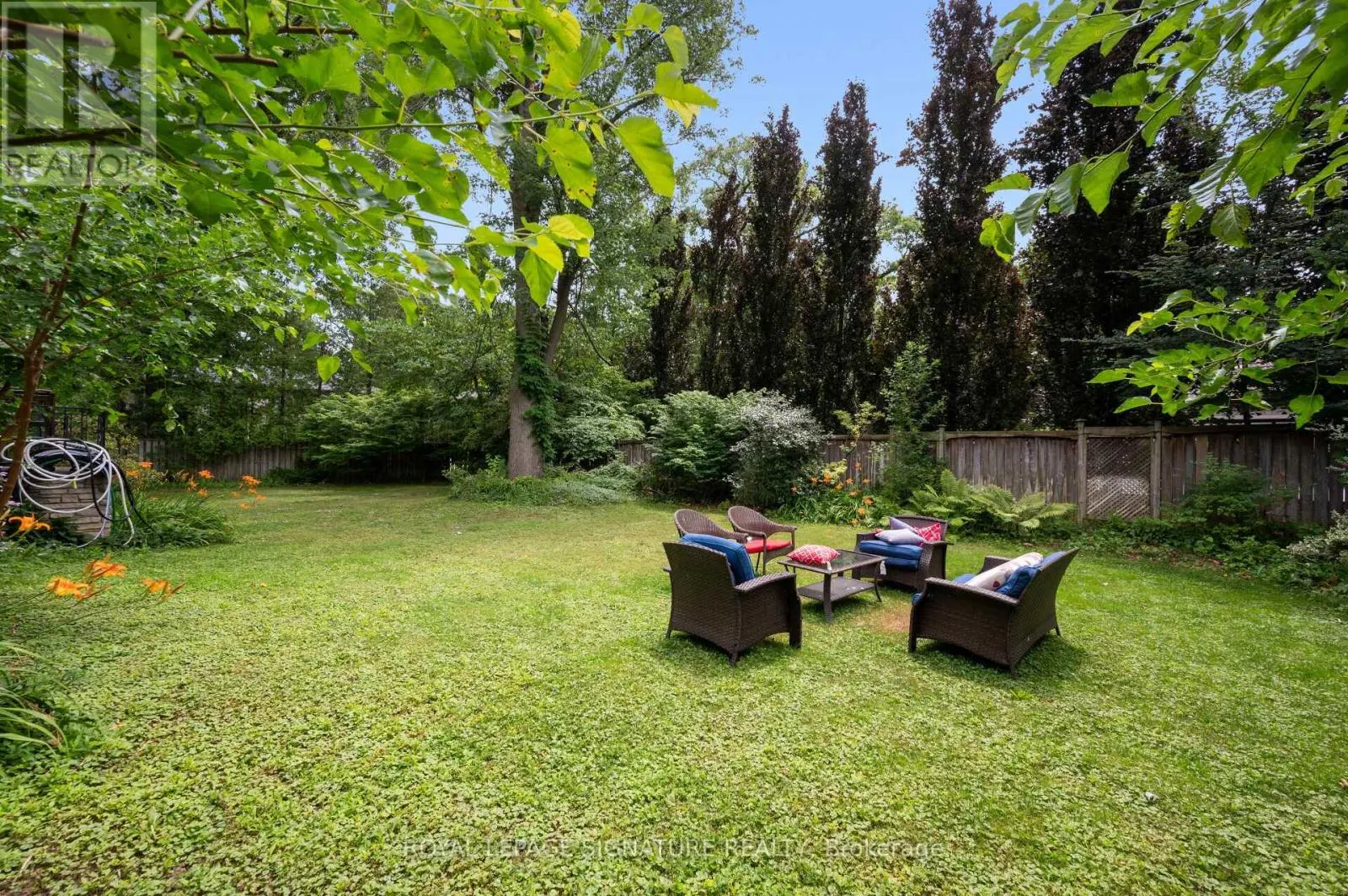 2234 GORDON DRIVE