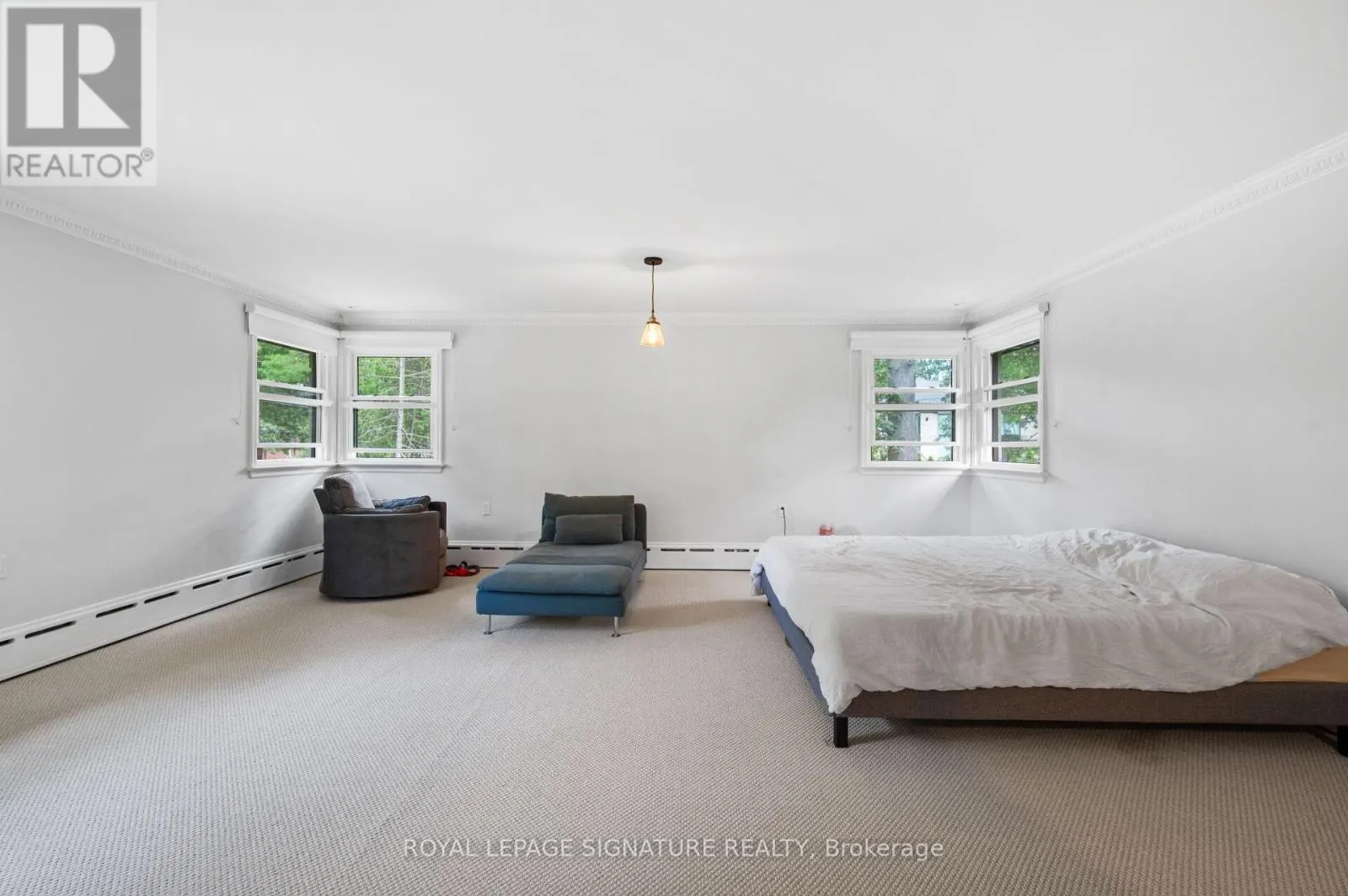 2234 GORDON DRIVE