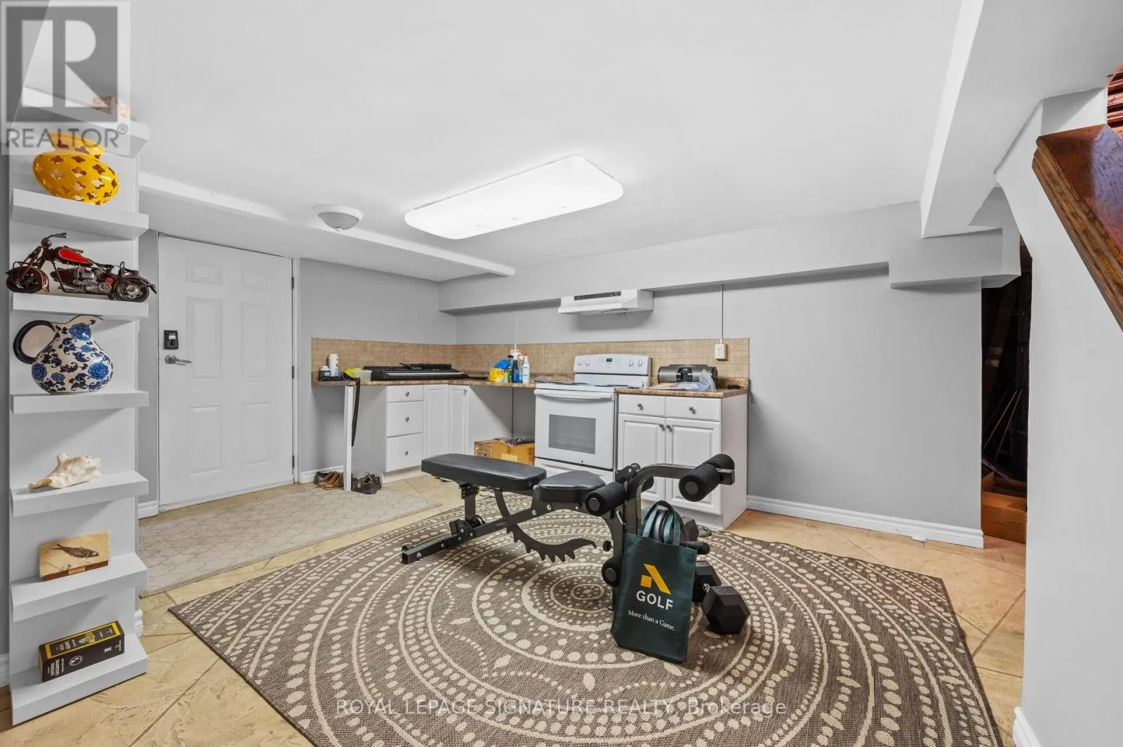 2234 GORDON DRIVE