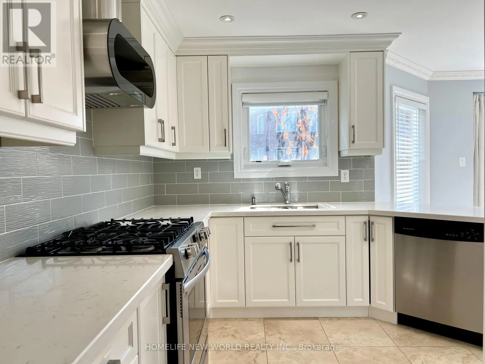 3957 RENFREW CRESCENT