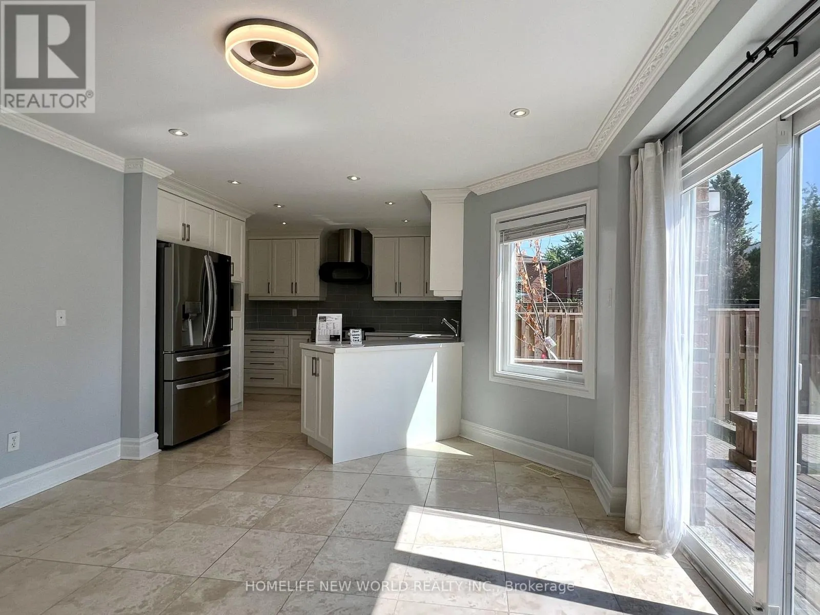 3957 RENFREW CRESCENT