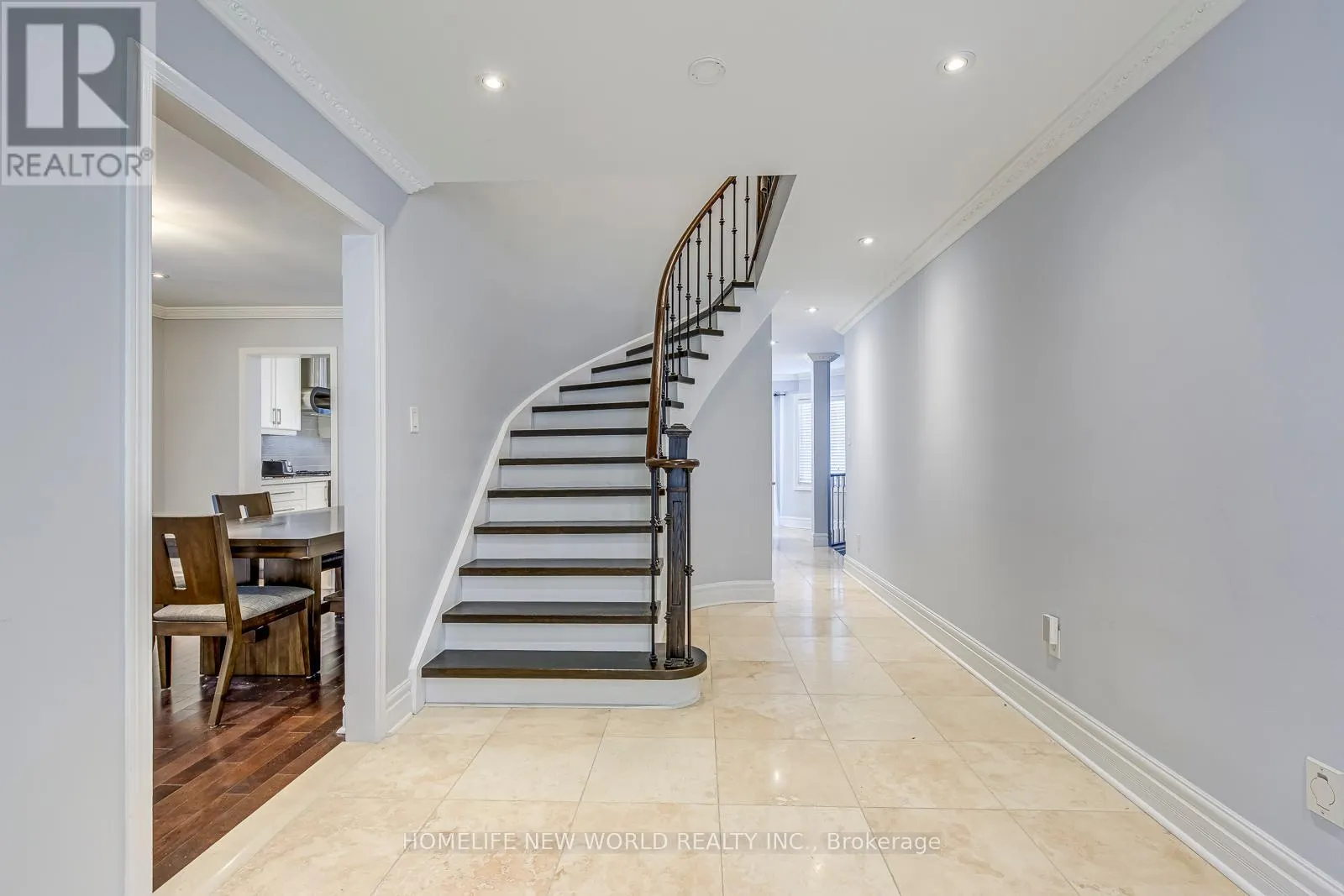 3957 RENFREW CRESCENT