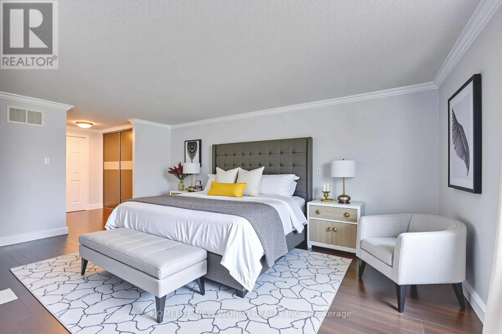 3957 RENFREW CRESCENT
