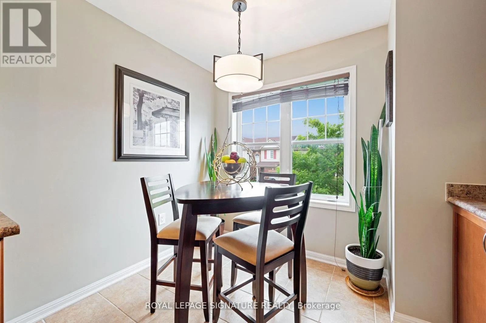 798 SHORTREED CRESCENT