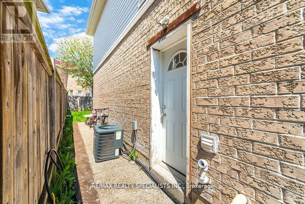 44 DEFOREST DRIVE