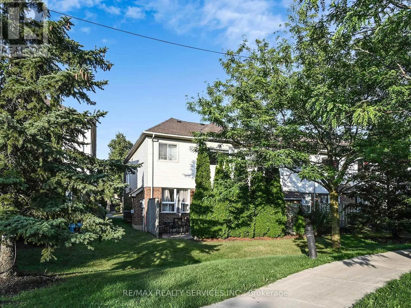 96 - 5230 GLEN ERIN DRIVE