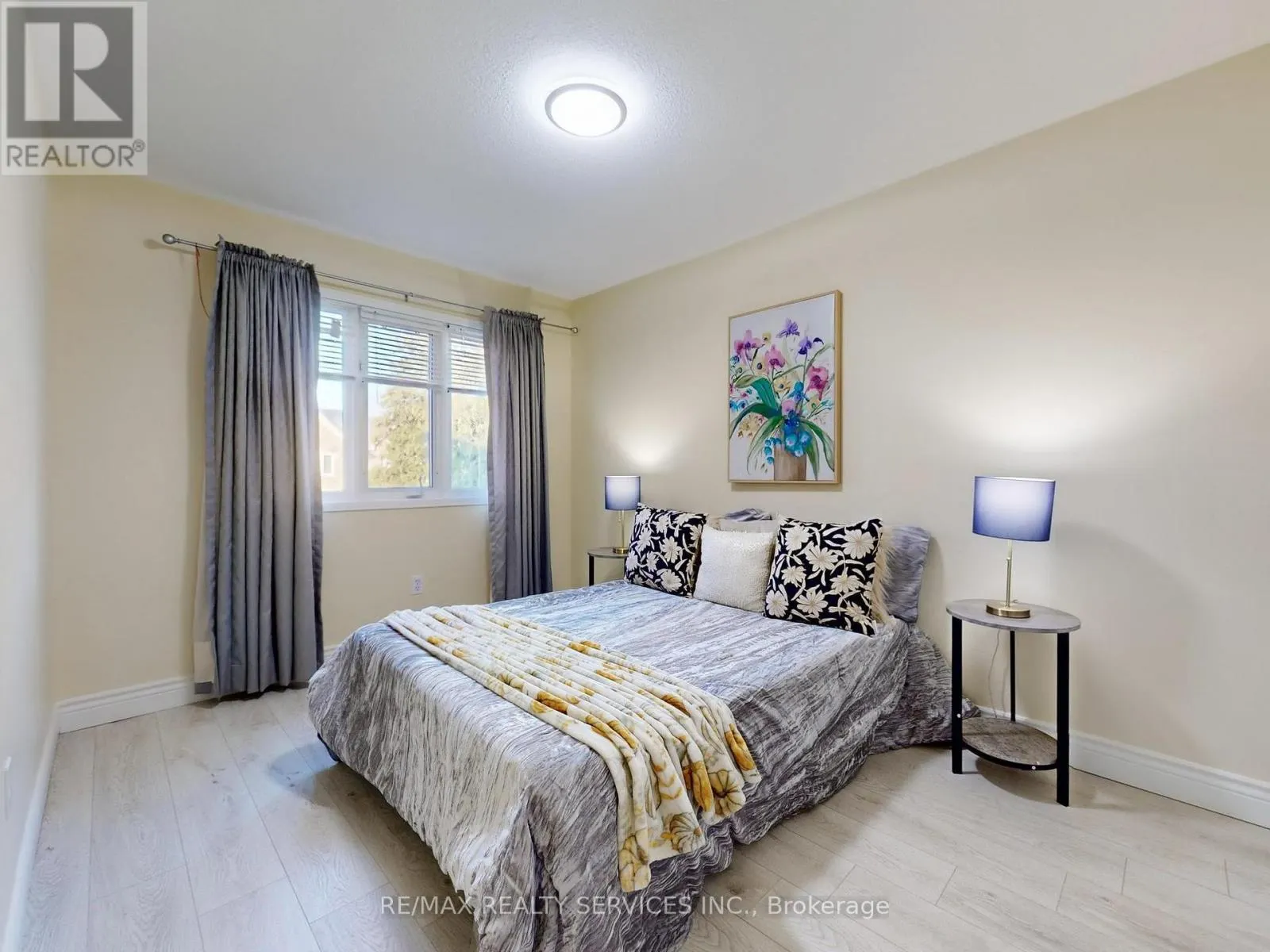 96 - 5230 GLEN ERIN DRIVE