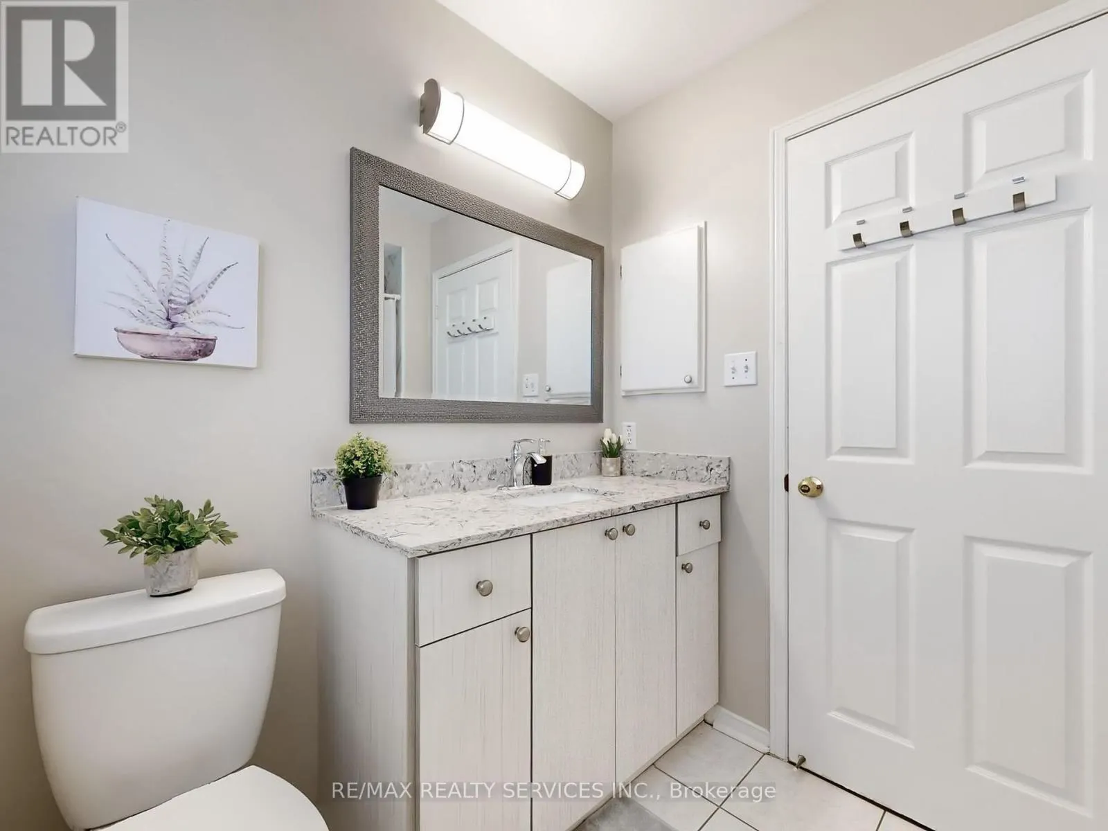 96 - 5230 GLEN ERIN DRIVE