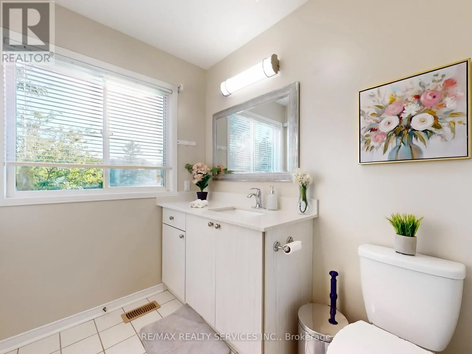 96 - 5230 GLEN ERIN DRIVE