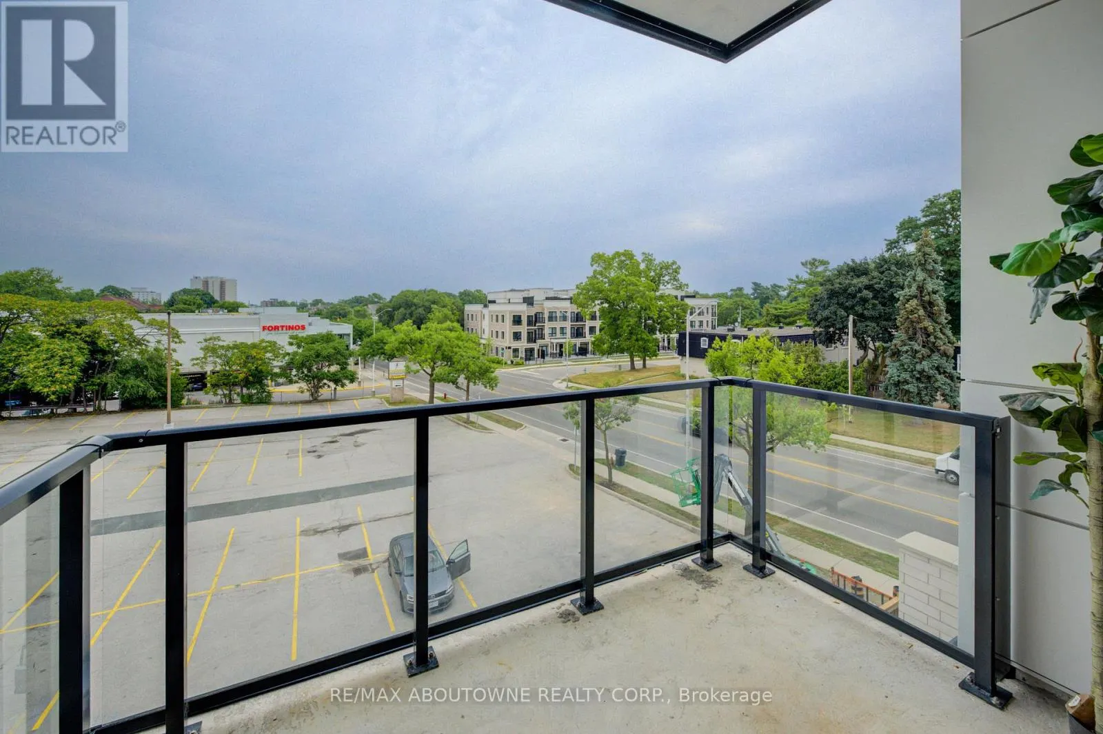 314 - 123 MAURICE DRIVE