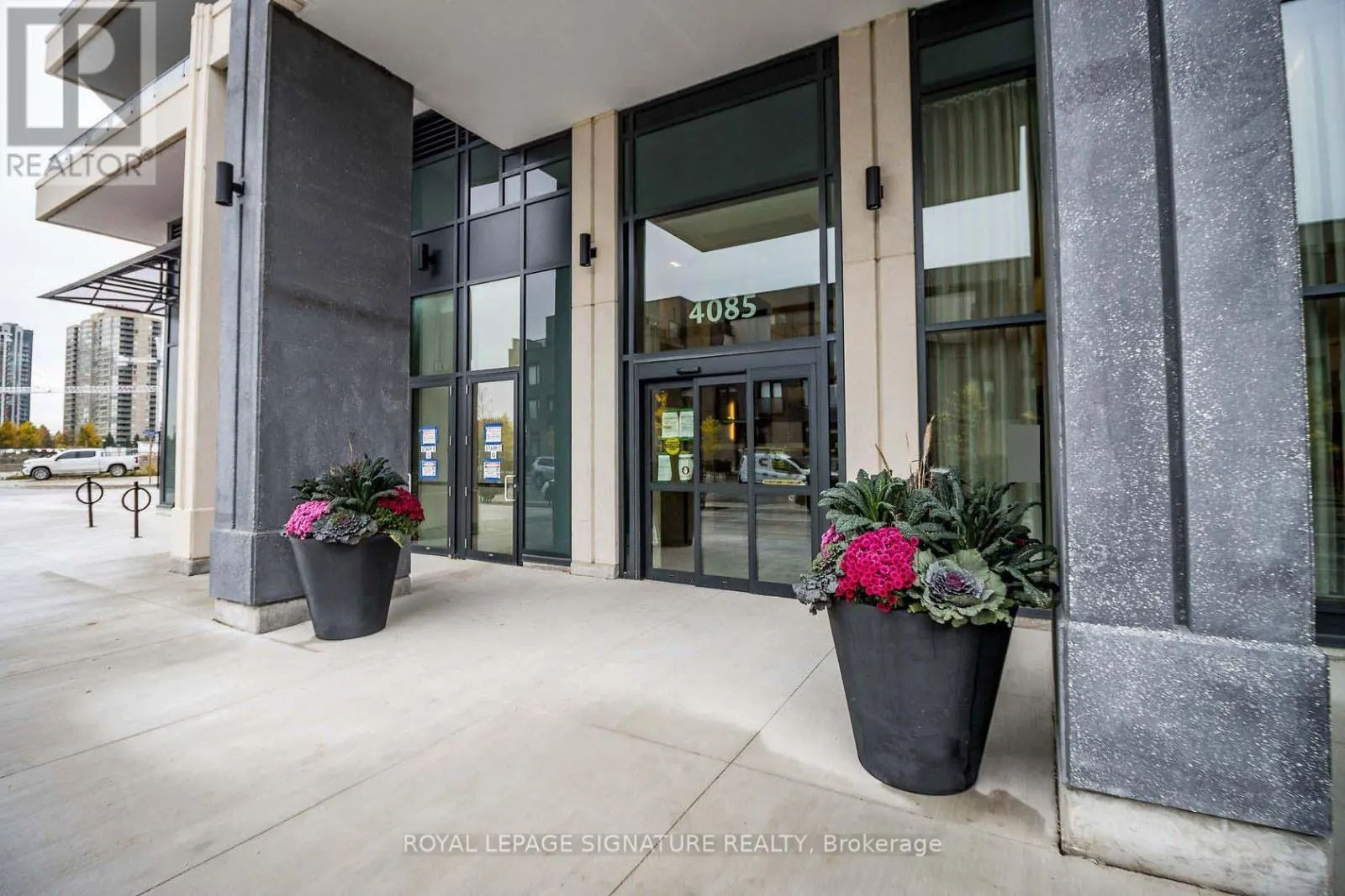 338 - 4085 PARKSIDE VILLAGE DRIVE