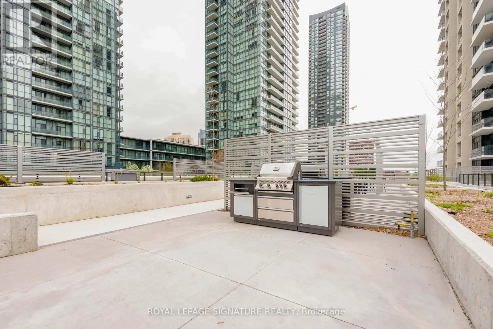 338 - 4085 PARKSIDE VILLAGE DRIVE