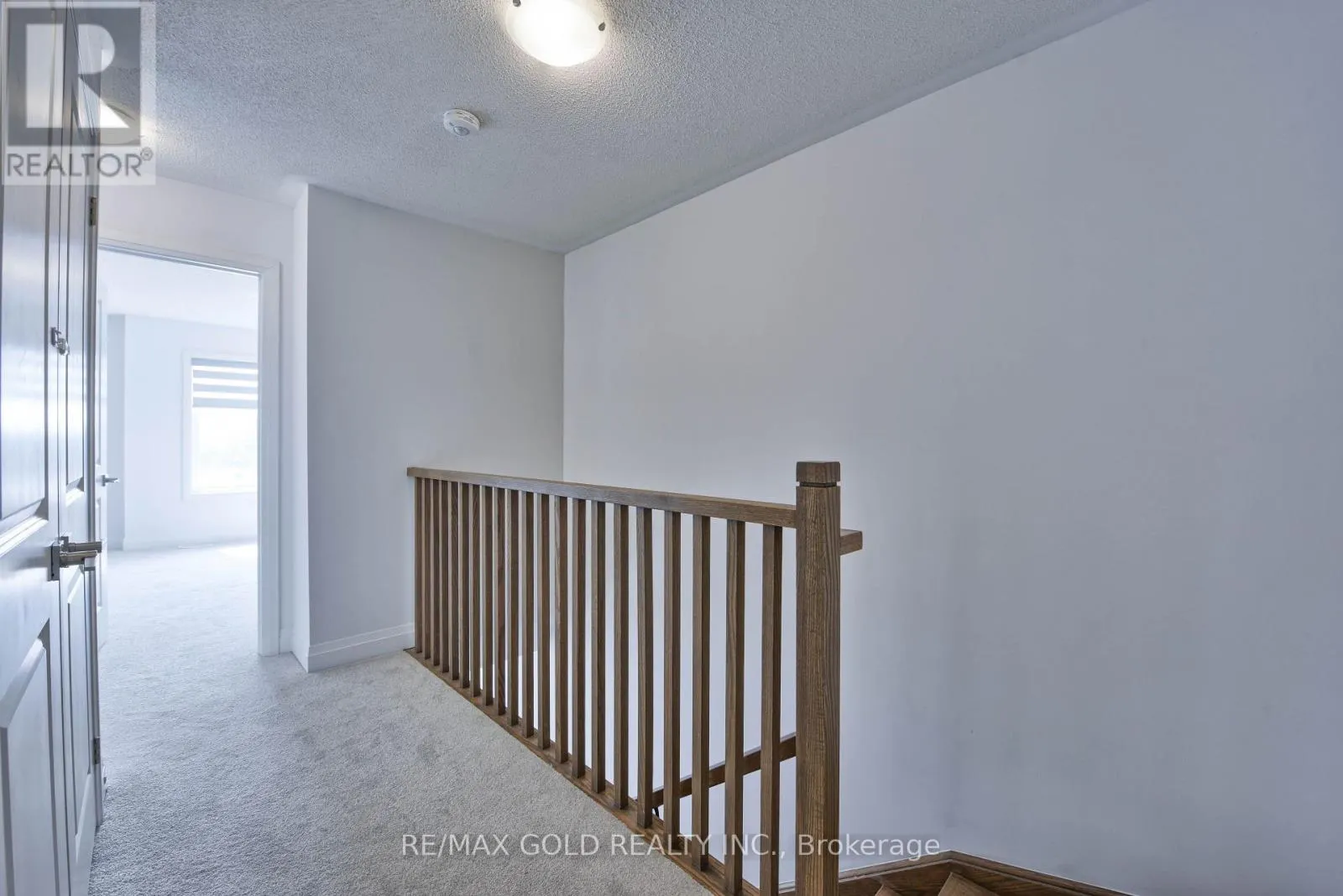 48 WINDTREE WAY