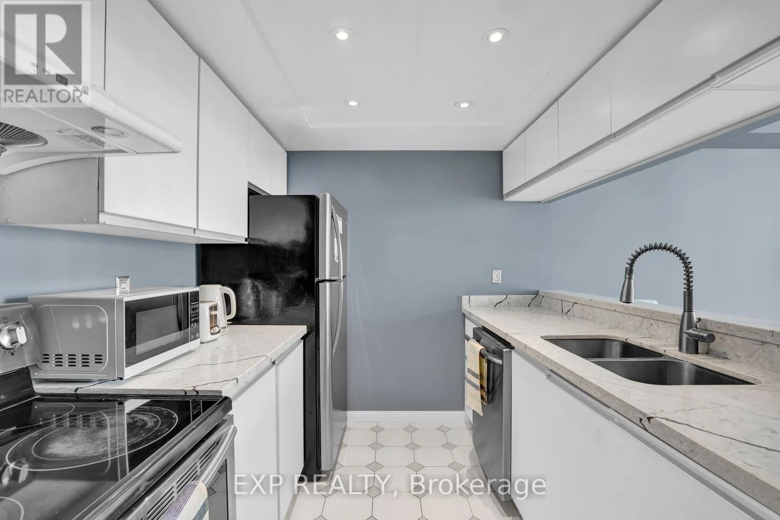 1001 - 101 SUBWAY CRESCENT