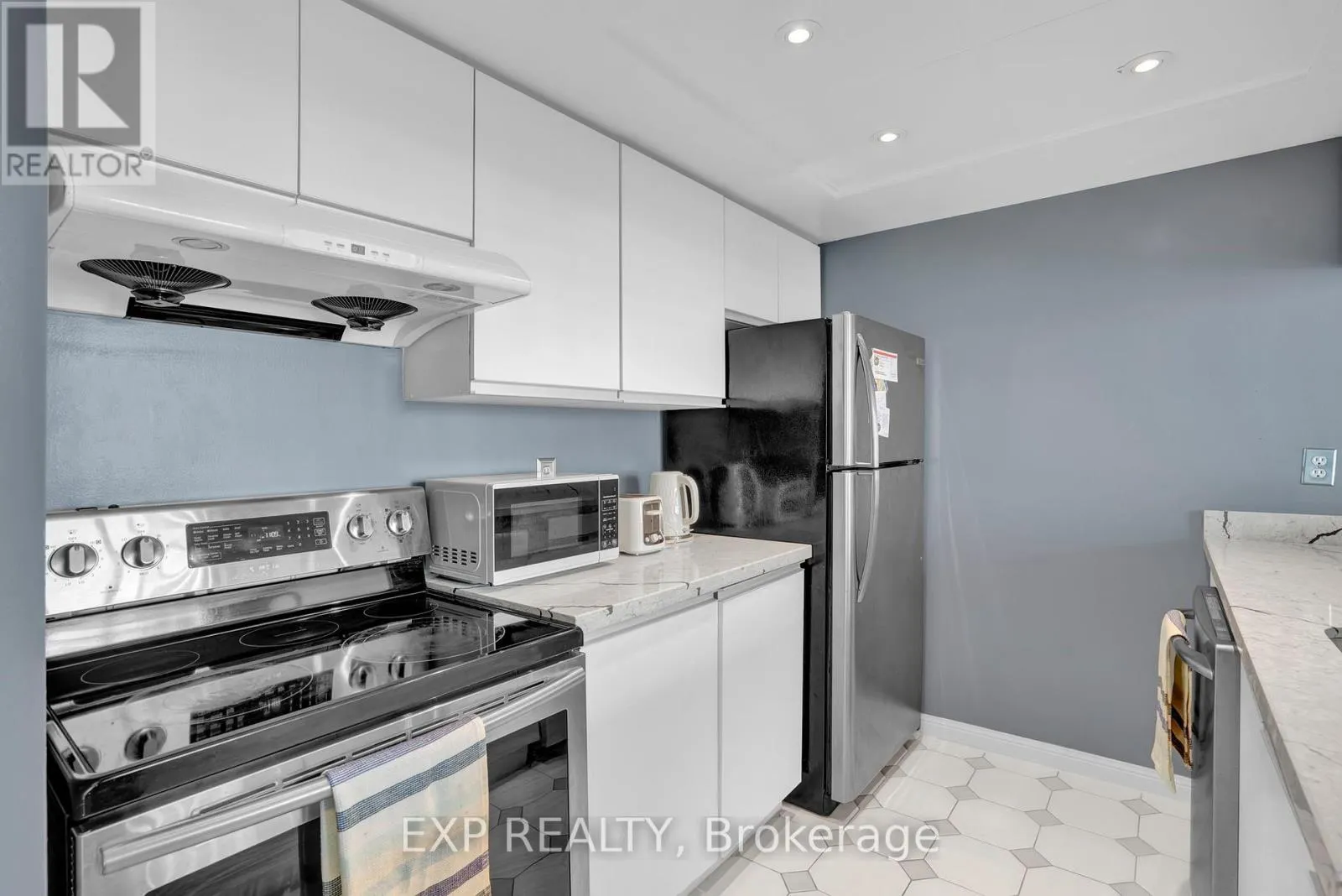 1001 - 101 SUBWAY CRESCENT