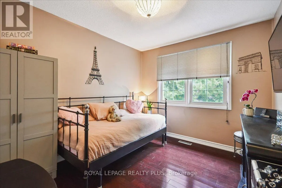 103 - 1951 RATHBURN ROAD E