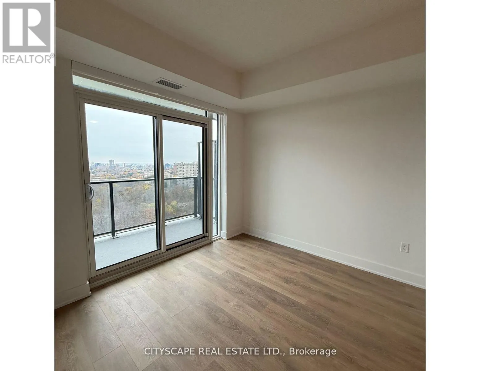 1410 - 202 BURNHAMTHORPE ROAD E