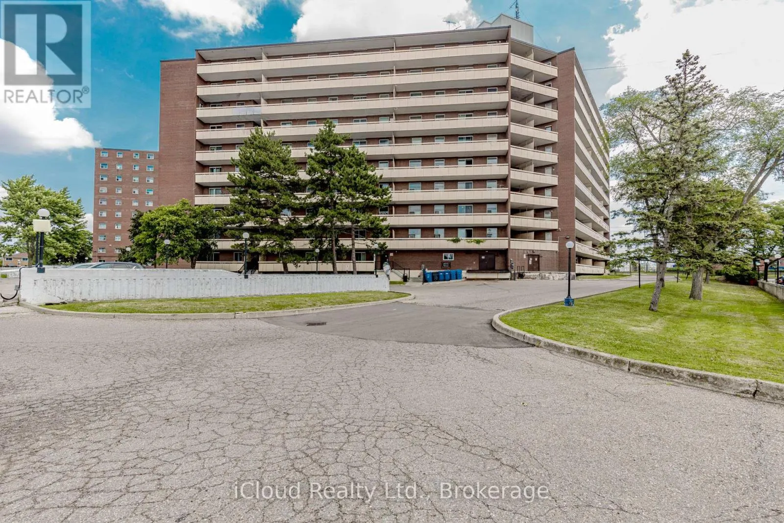 103 - 3555 DERRY ROAD E