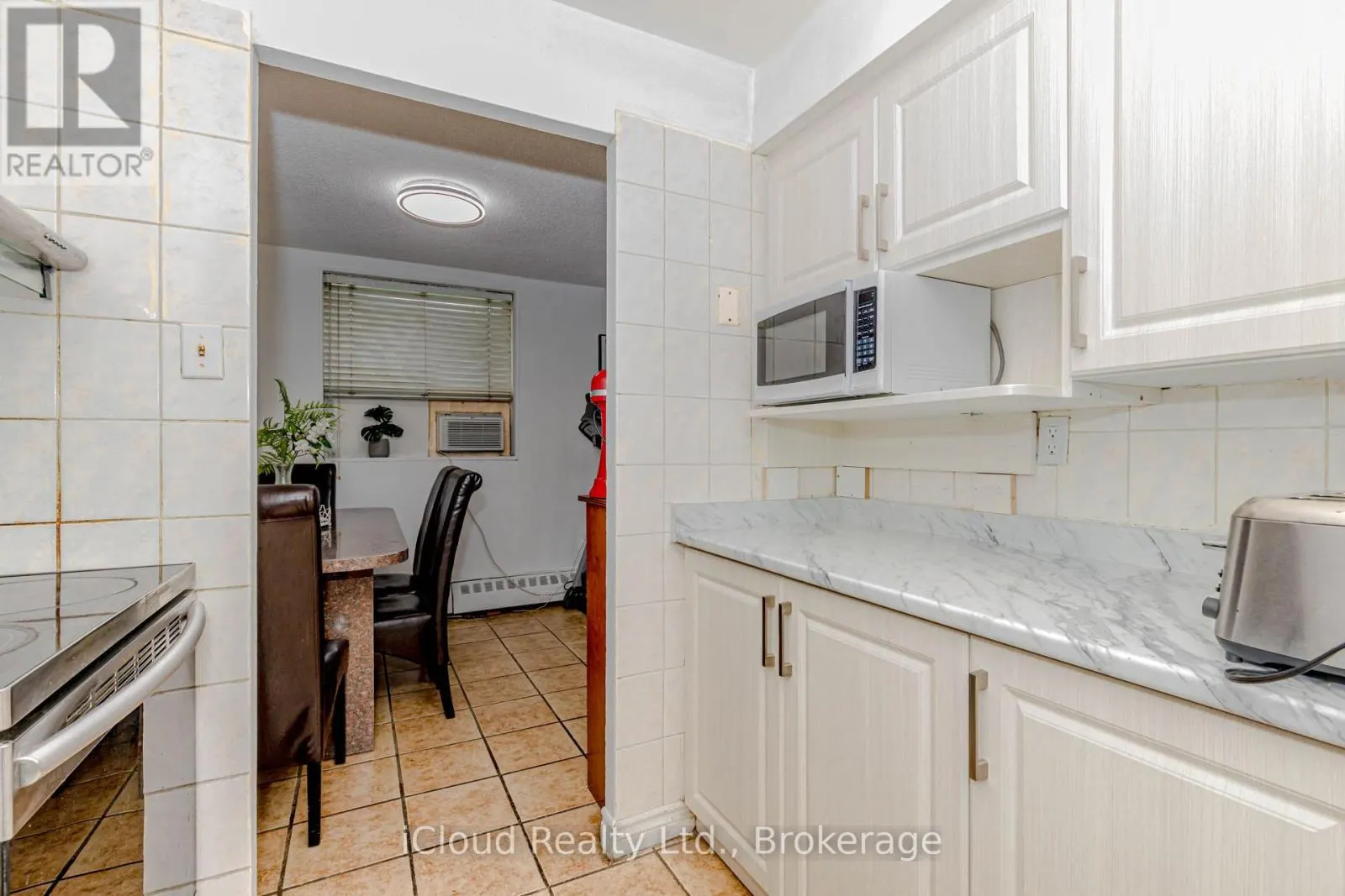103 - 3555 DERRY ROAD E