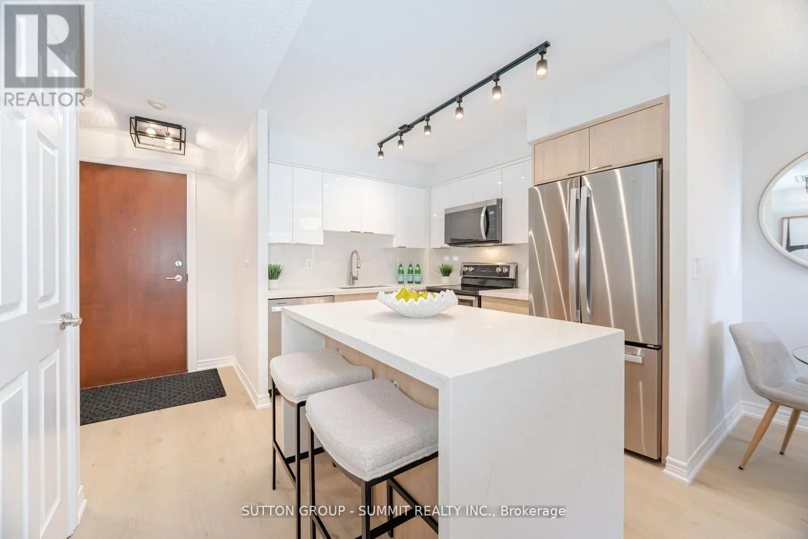 2310 - 310 BURNHAMTHORPE ROAD W
