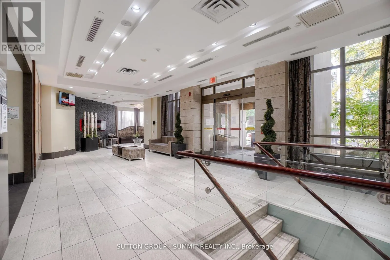 2310 - 310 BURNHAMTHORPE ROAD W