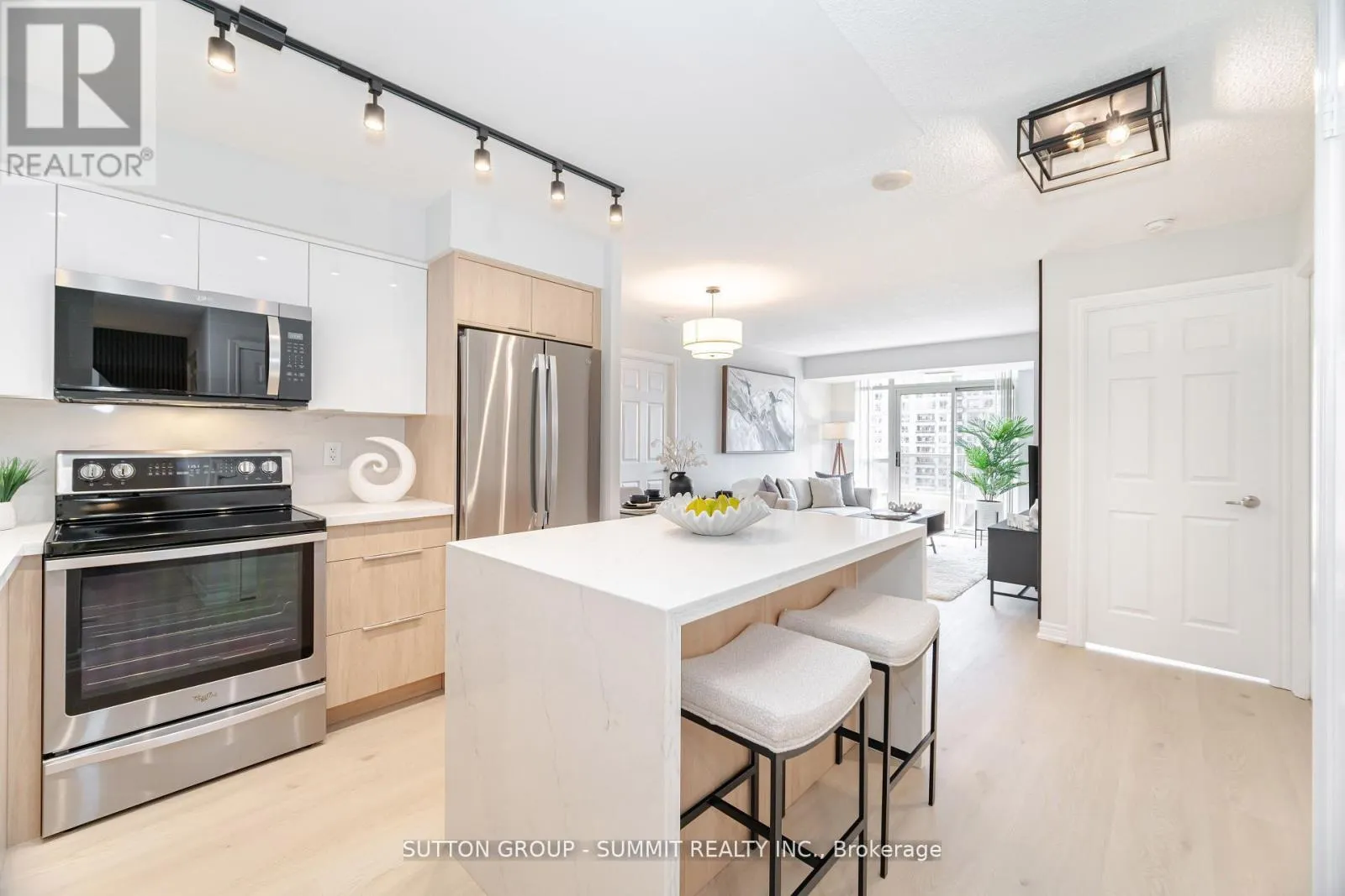 2310 - 310 BURNHAMTHORPE ROAD W