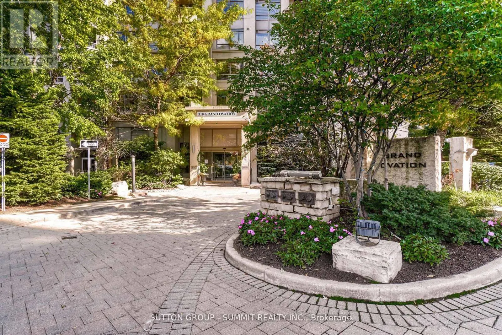 2310 - 310 BURNHAMTHORPE ROAD W