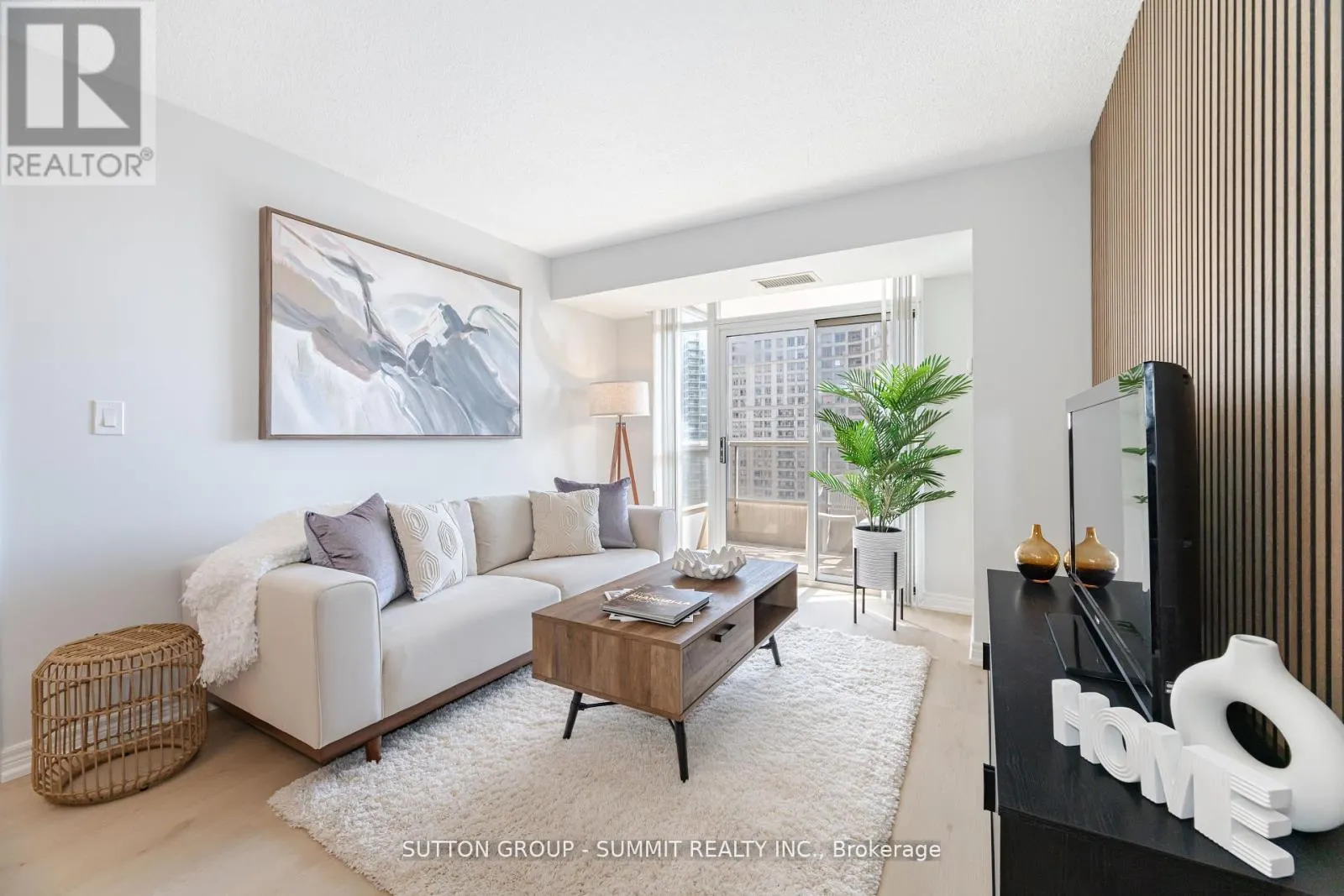 2310 - 310 BURNHAMTHORPE ROAD W