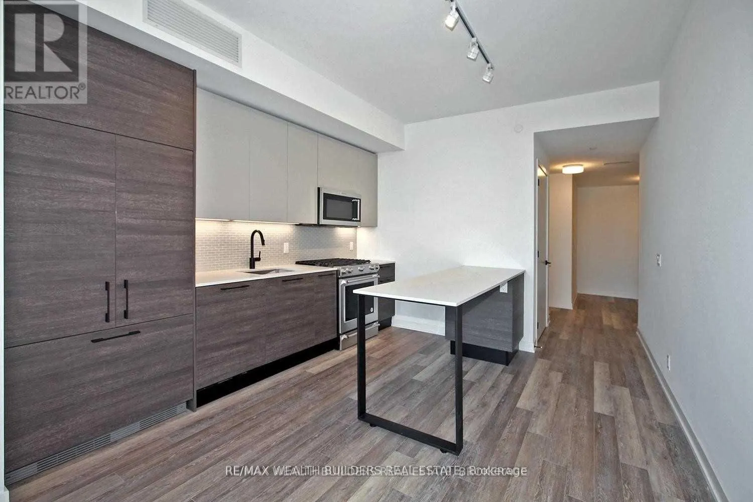 511 - 2118 BLOOR STREET W