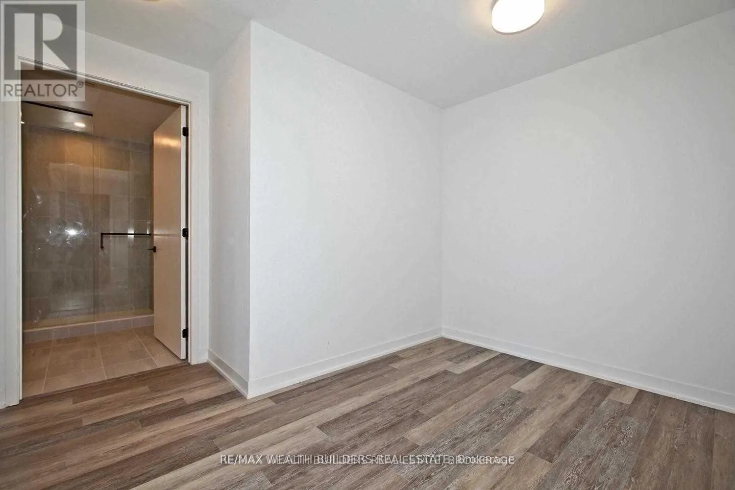 511 - 2118 BLOOR STREET W