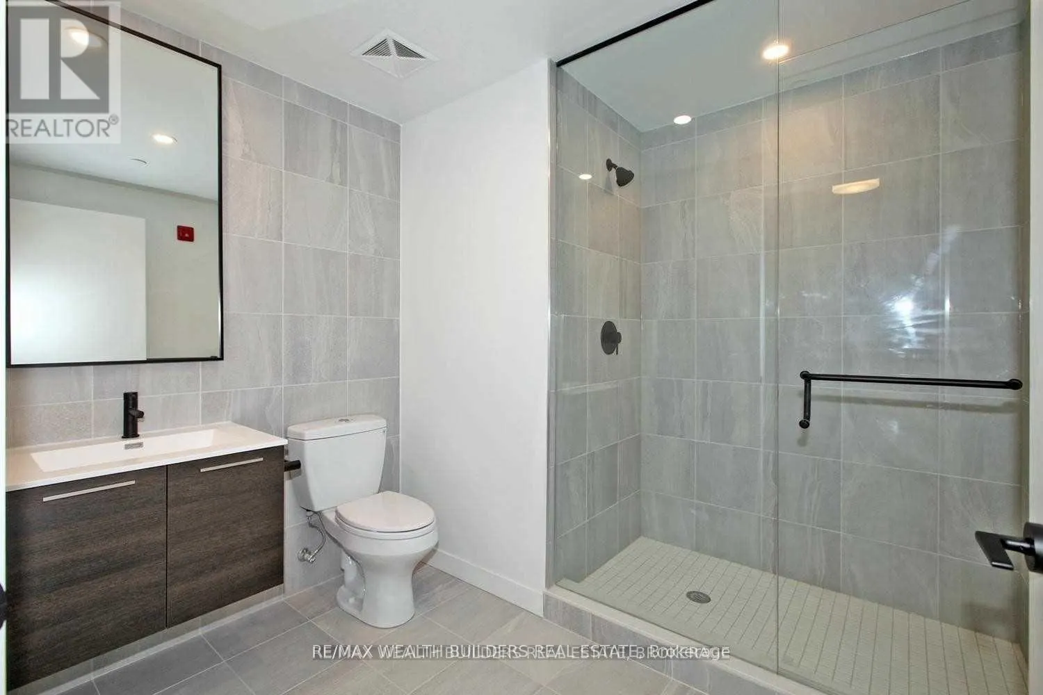511 - 2118 BLOOR STREET W