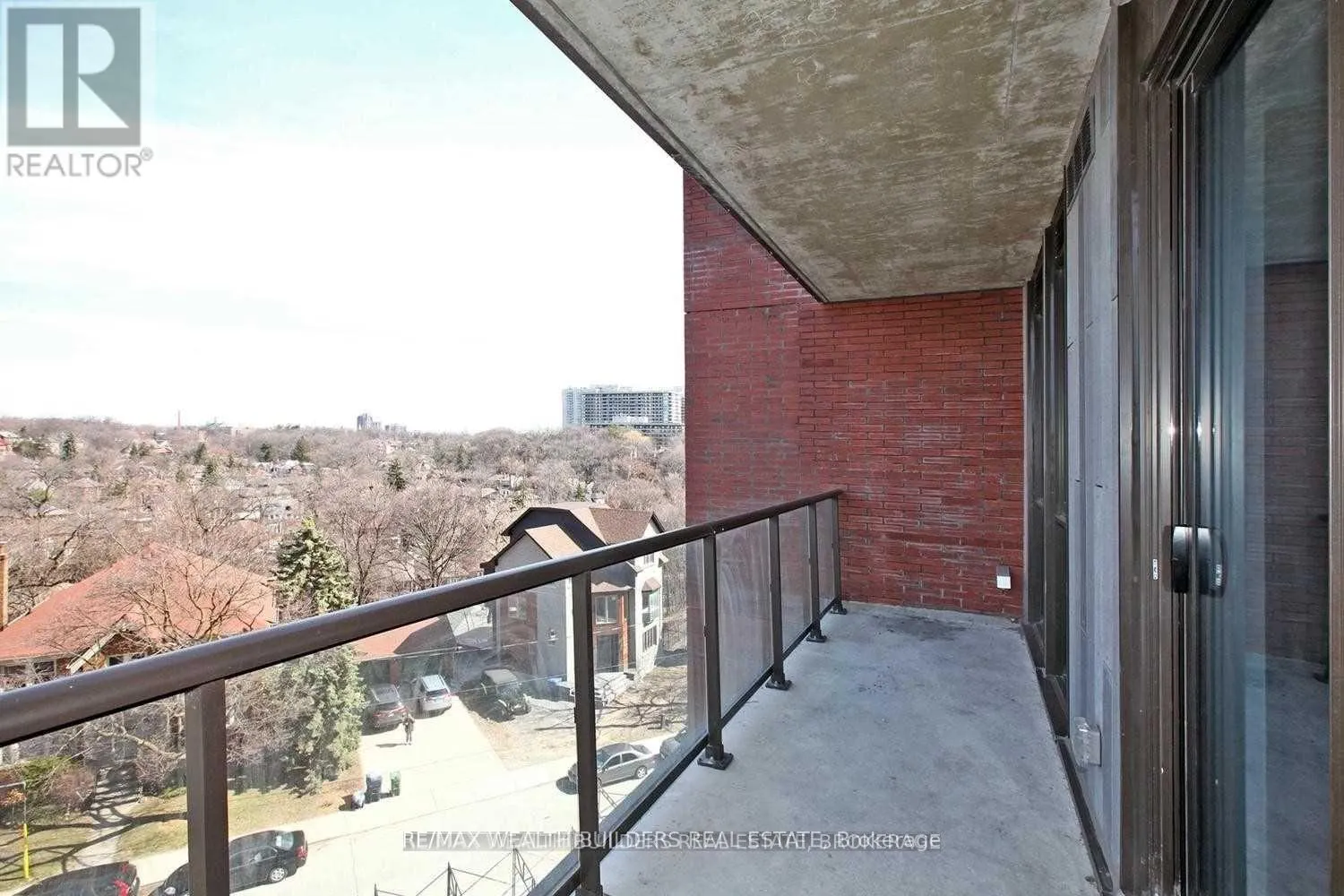 511 - 2118 BLOOR STREET W