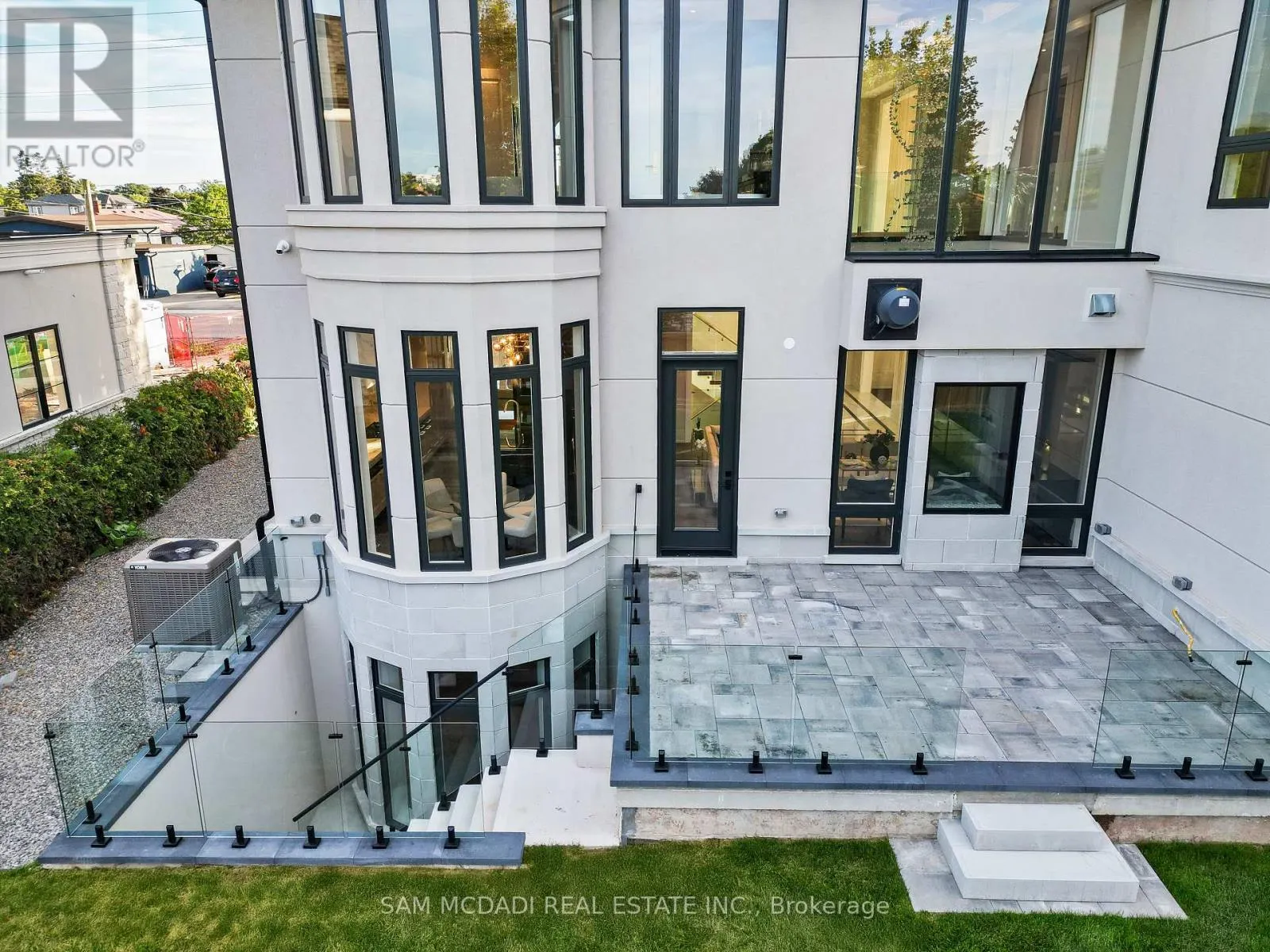 321 MORDEN ROAD