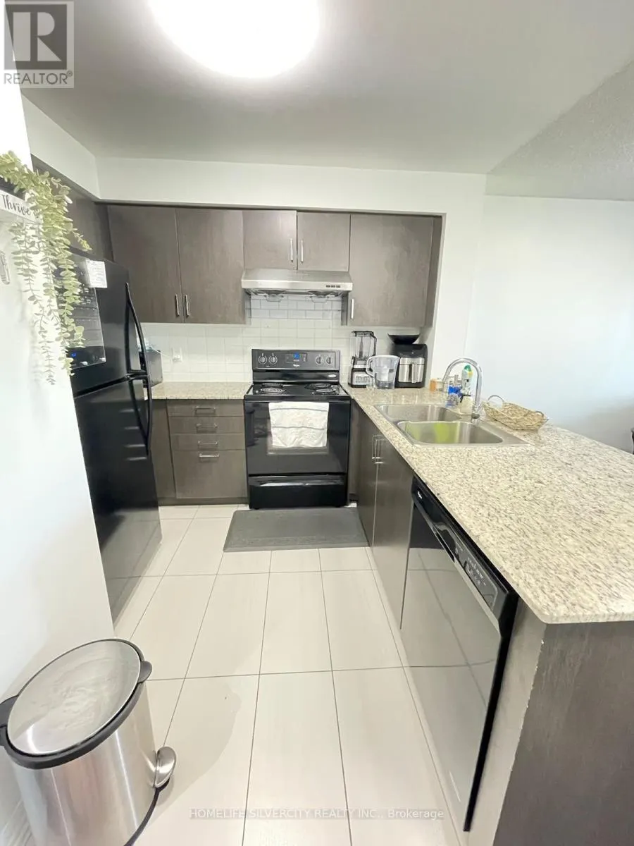 511 - 80 ESTHER LORRIE DRIVE