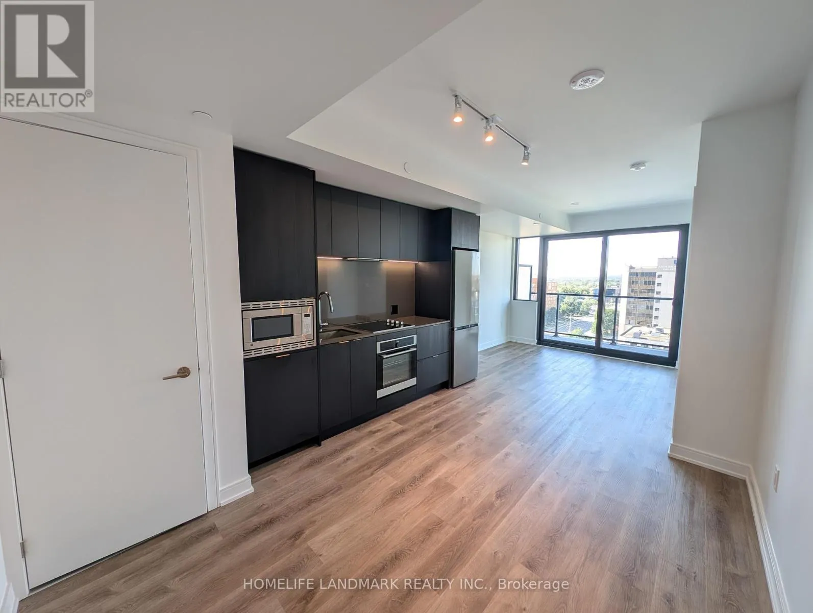 1109 - 3009 NOVAR ROAD