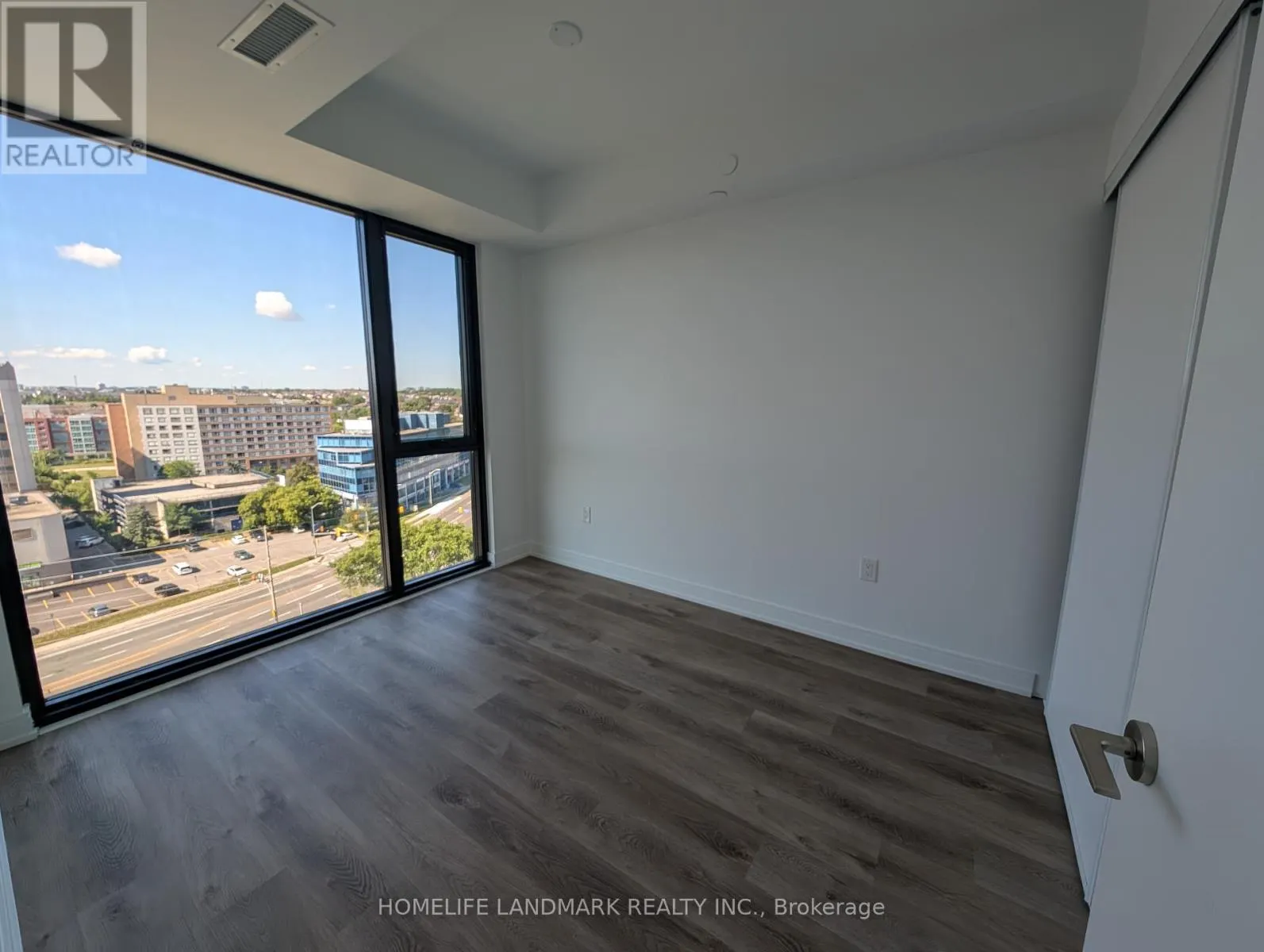 1109 - 3009 NOVAR ROAD