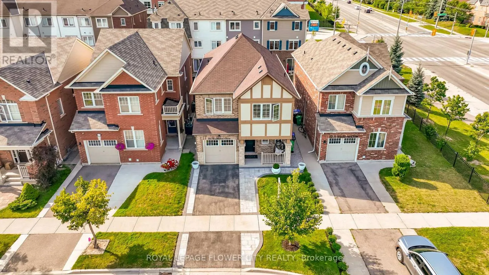 115 VANHORNE CLOSE