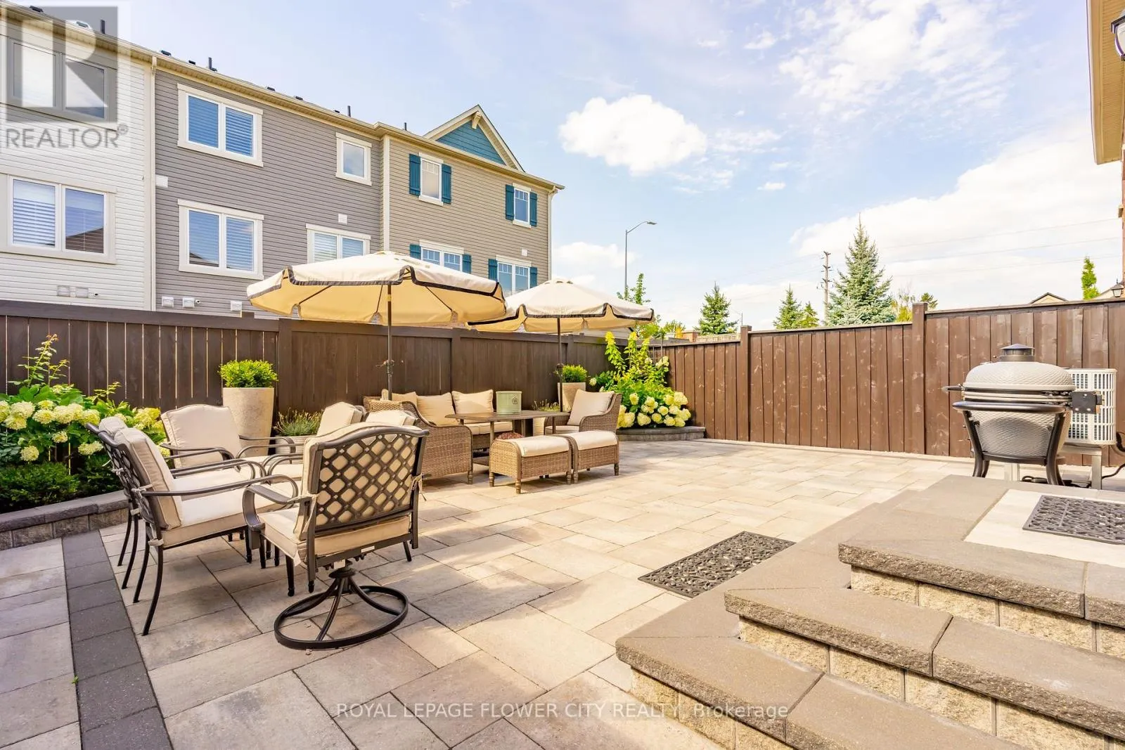 115 VANHORNE CLOSE