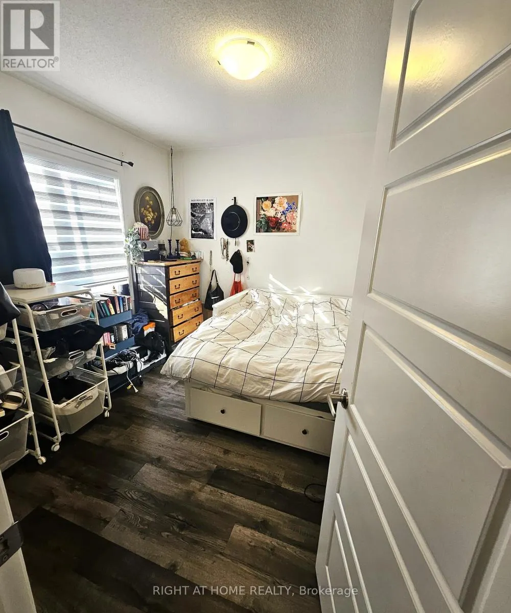 852 ASPEN TERRACE