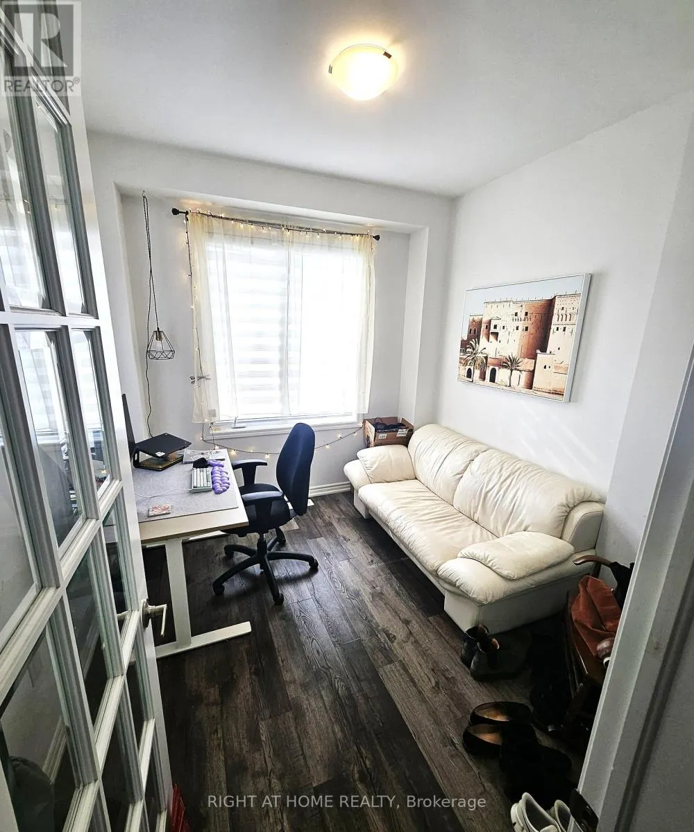 852 ASPEN TERRACE