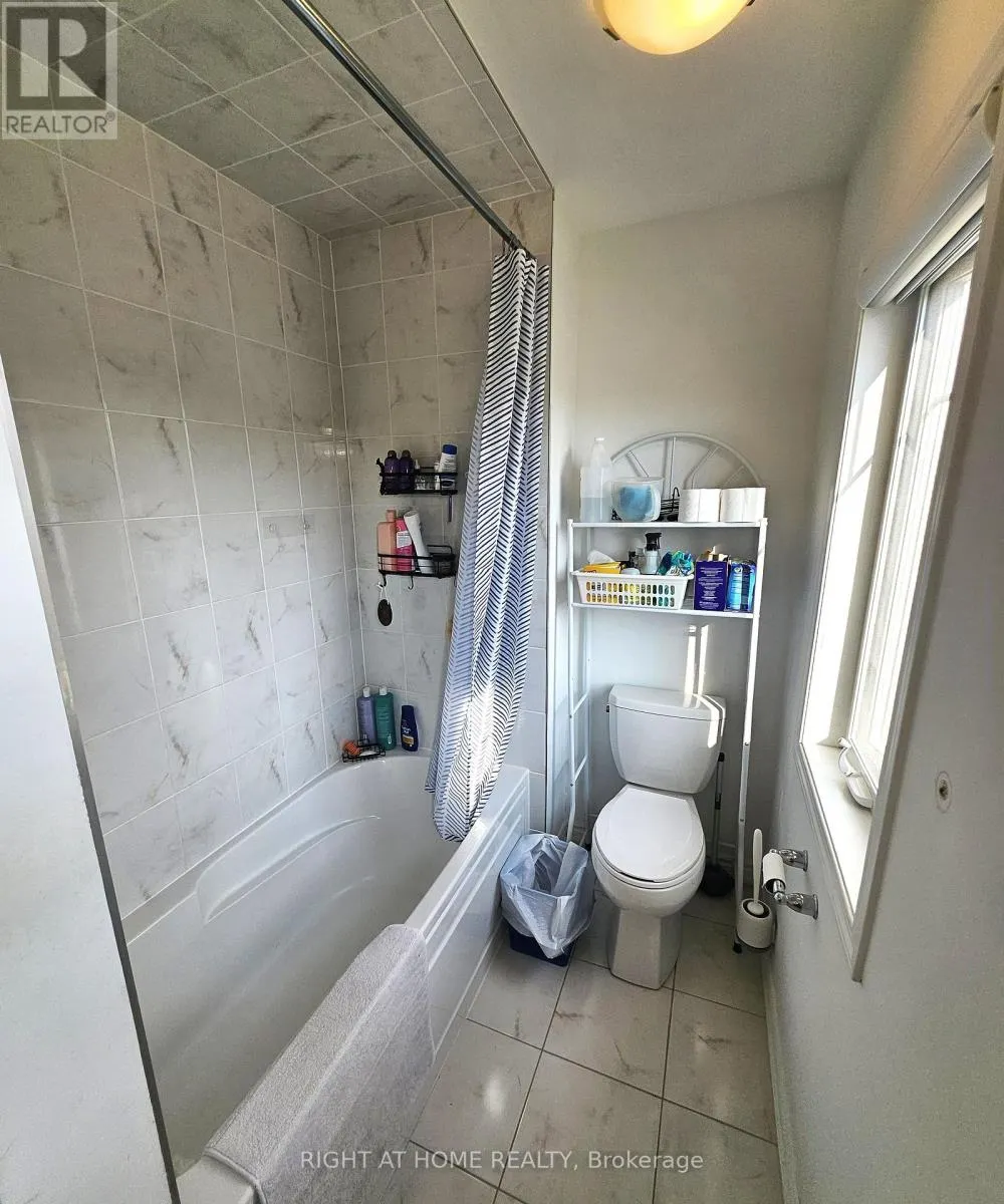 852 ASPEN TERRACE