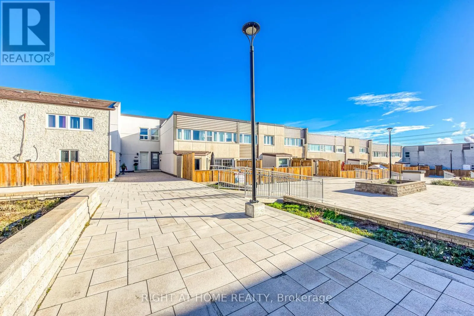 202 - 1055 DUNDAS STREET E