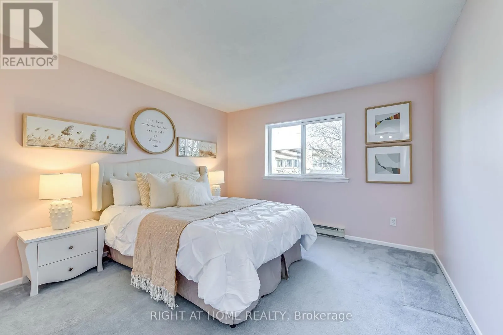 202 - 1055 DUNDAS STREET E