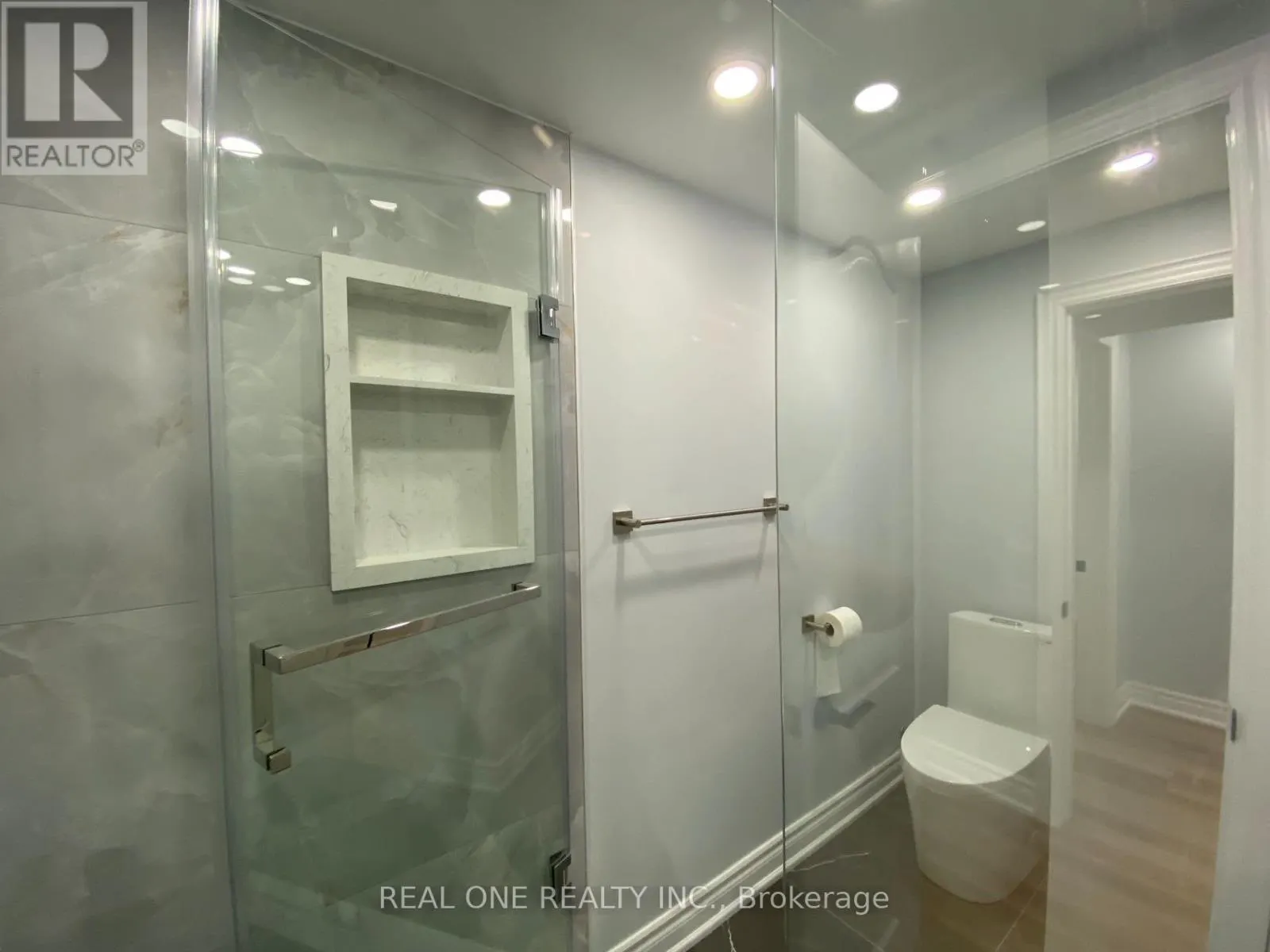 BASEMENT ROOM - 1186 SHADELAND DRIVE