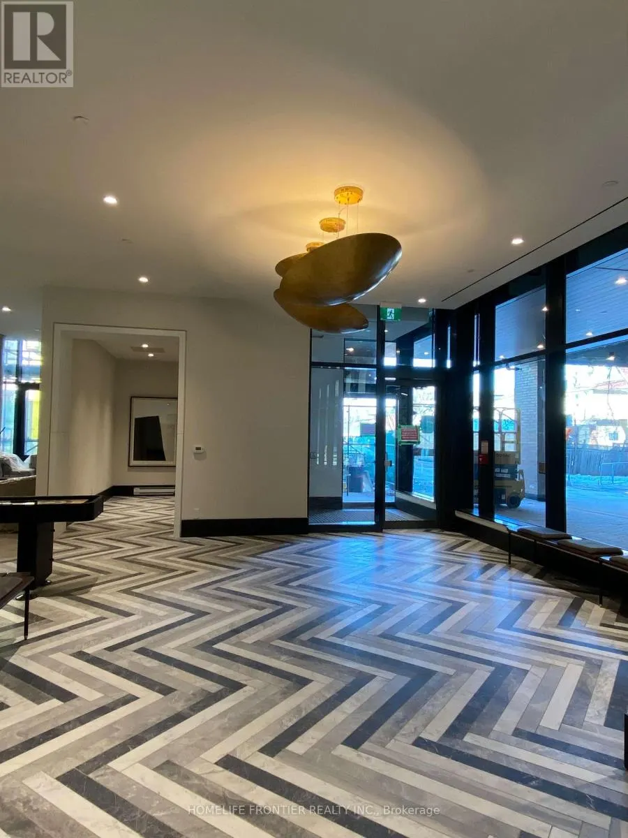 412 - 1808 ST. CLAIR AVENUE W