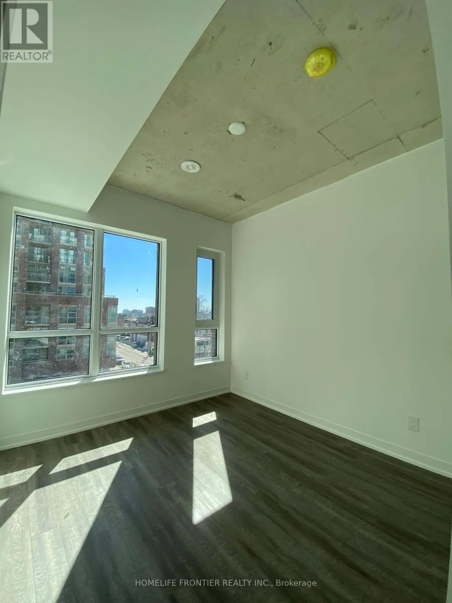 412 - 1808 ST. CLAIR AVENUE W