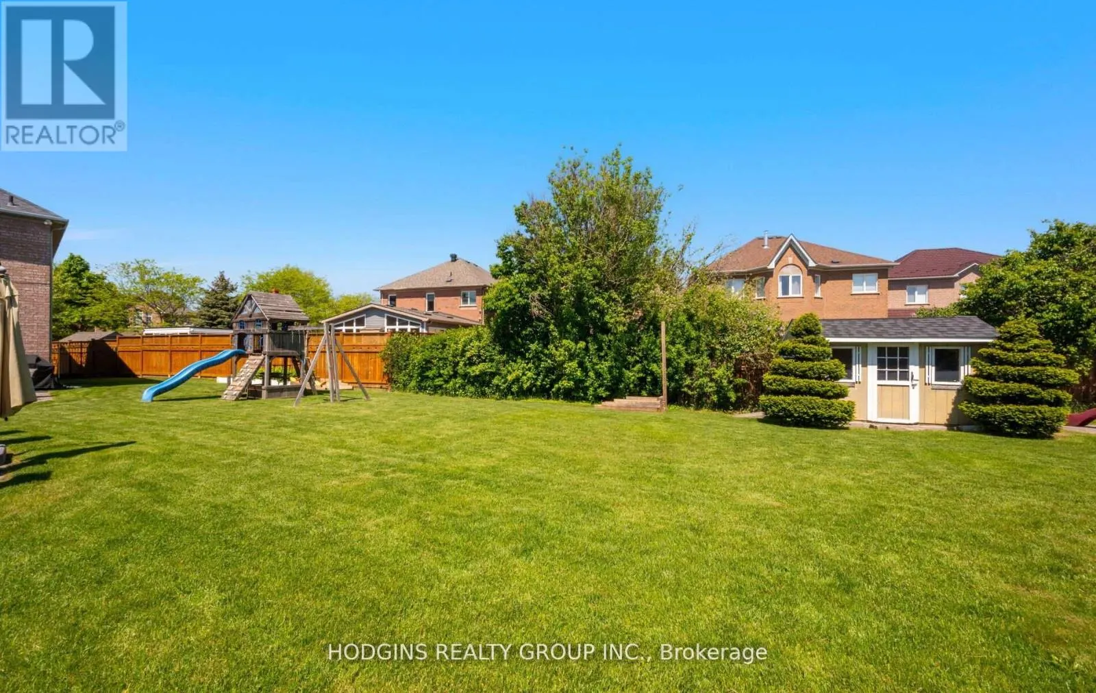 1376 AVON DRIVE